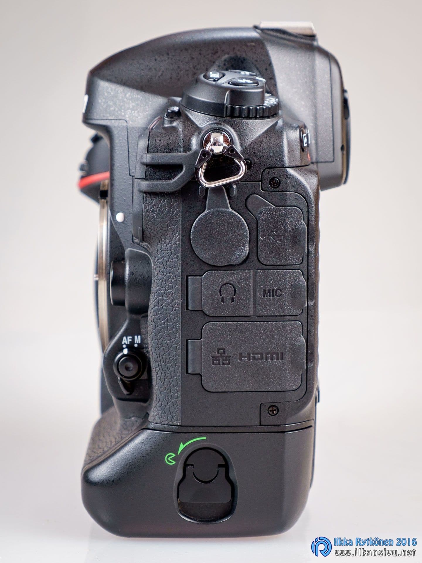 Nikon D4S