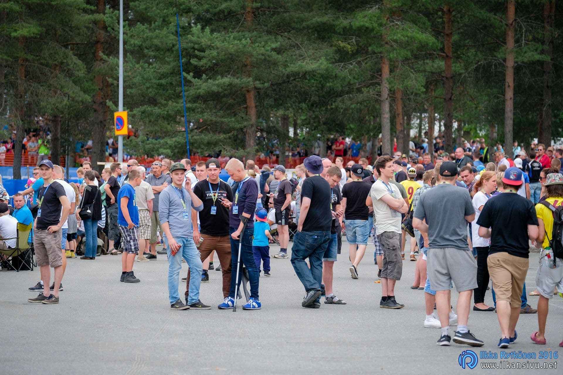 Neste Rally Finland 2016: SS 1 Harju 1, photograph 3