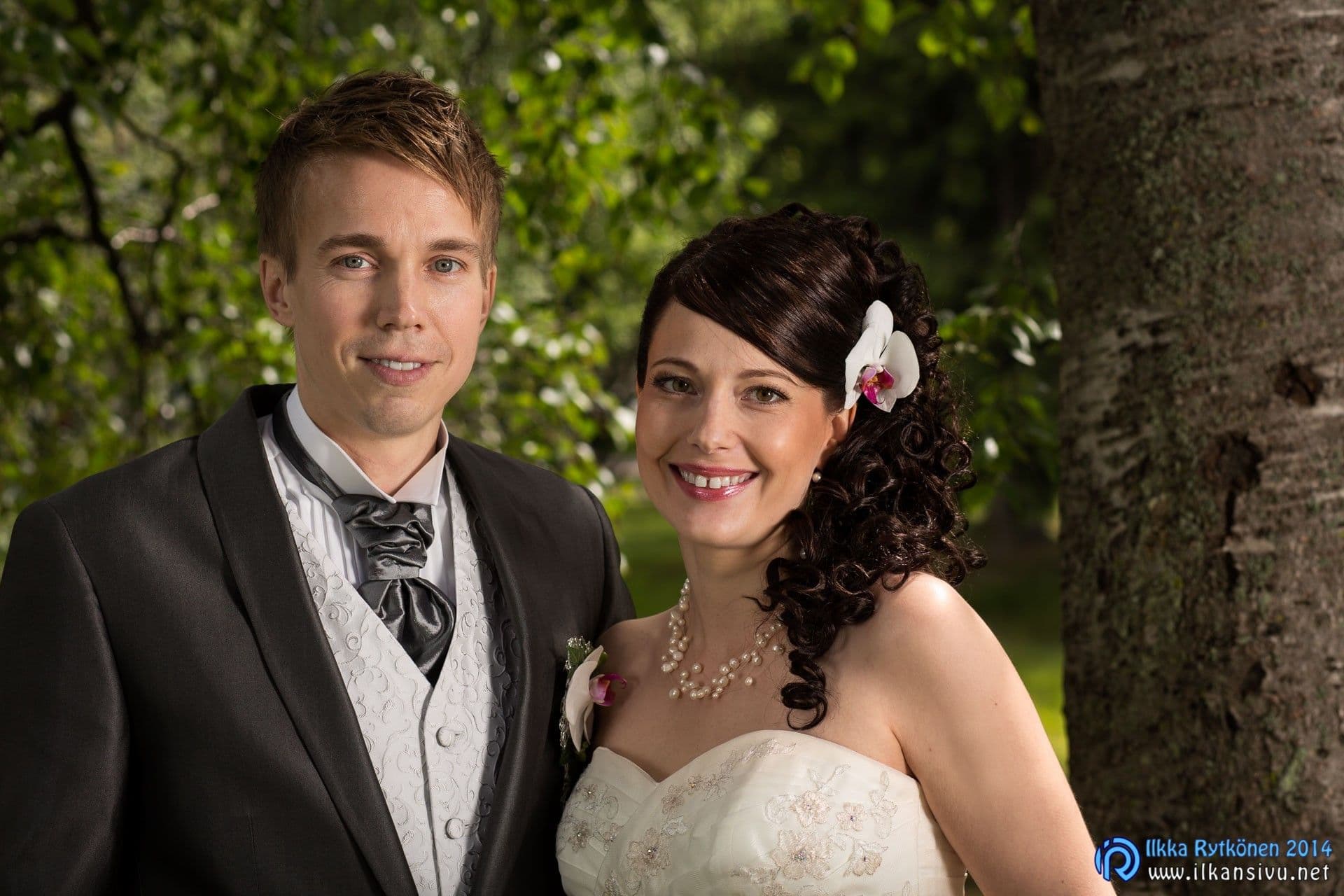 Hääkuva albumista Hanna & Heikki, kuva 1