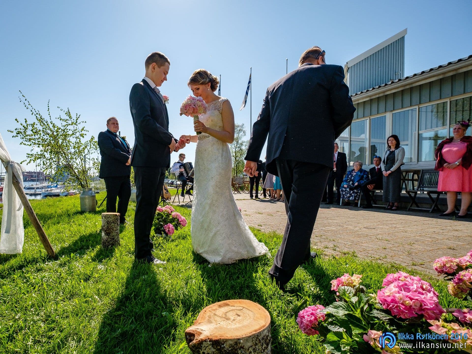 Wedding photograph from Emilia & Jussi, image 11