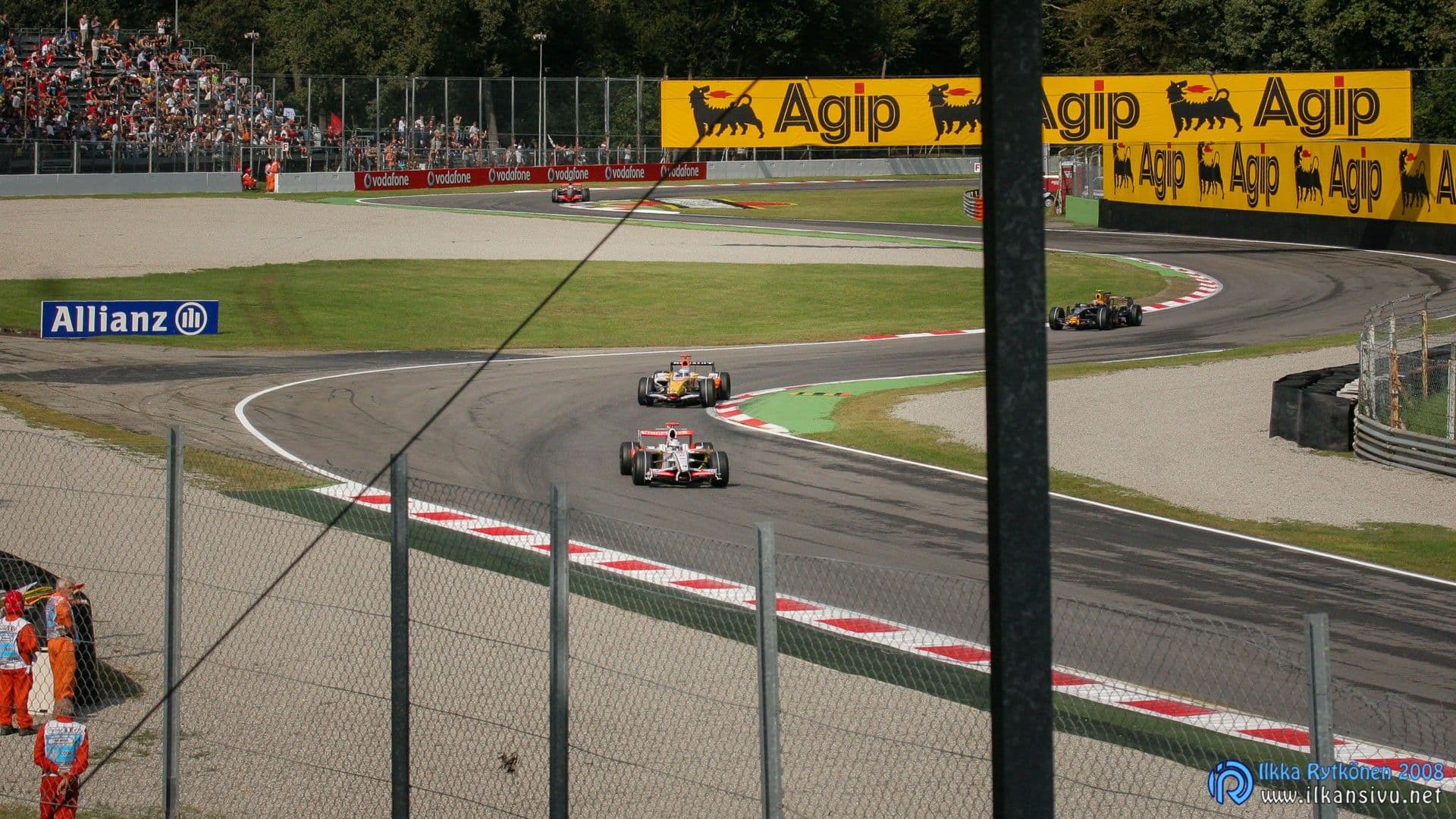 Adrian Sutil ja Fernando Alonso