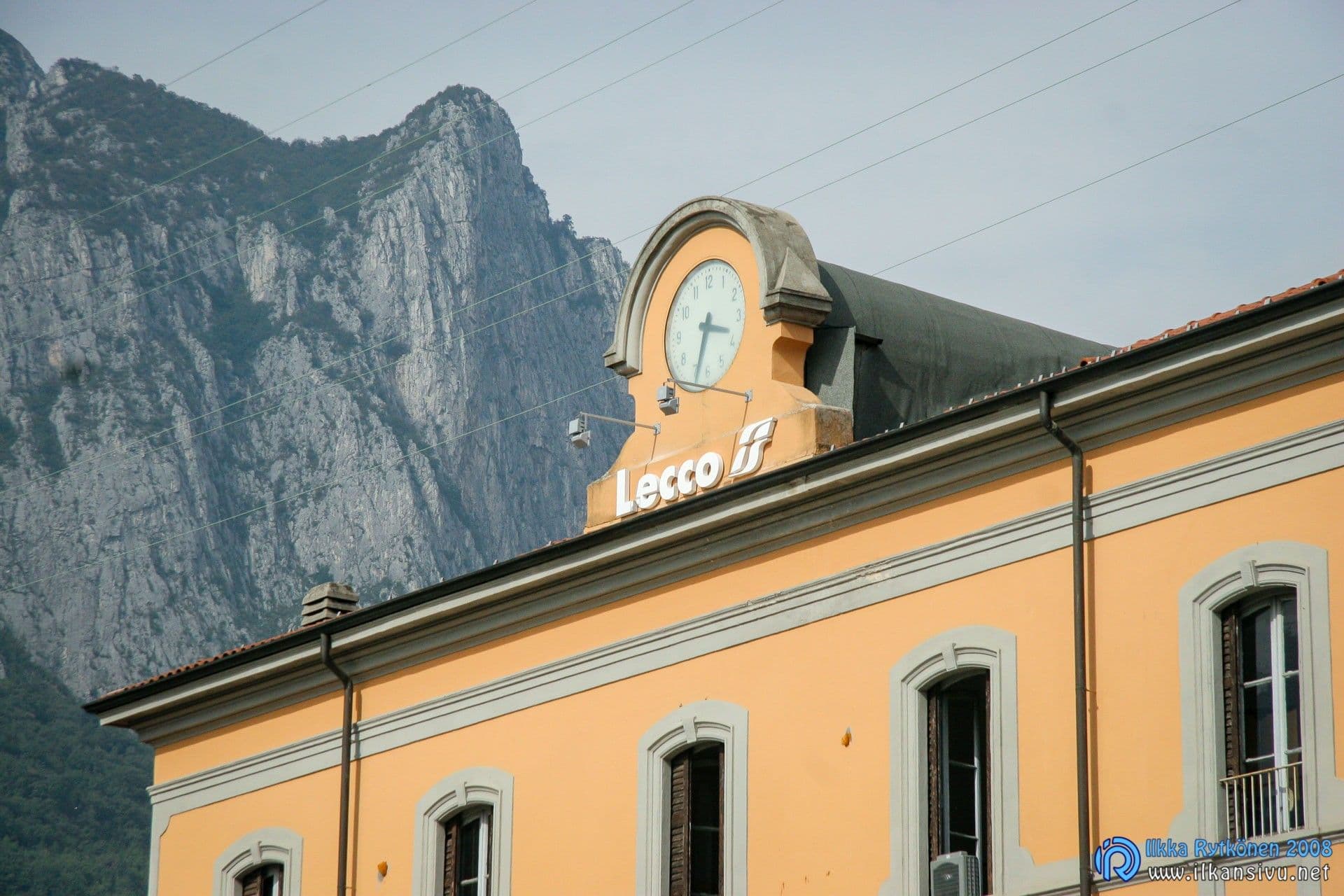 Leccon rautatieasema