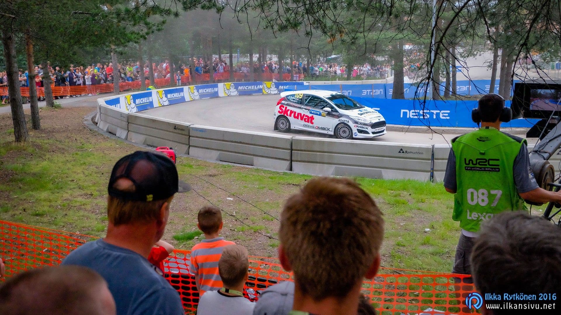 Neste Rally Finland 2016: SS 1 Harju 1, photograph 8