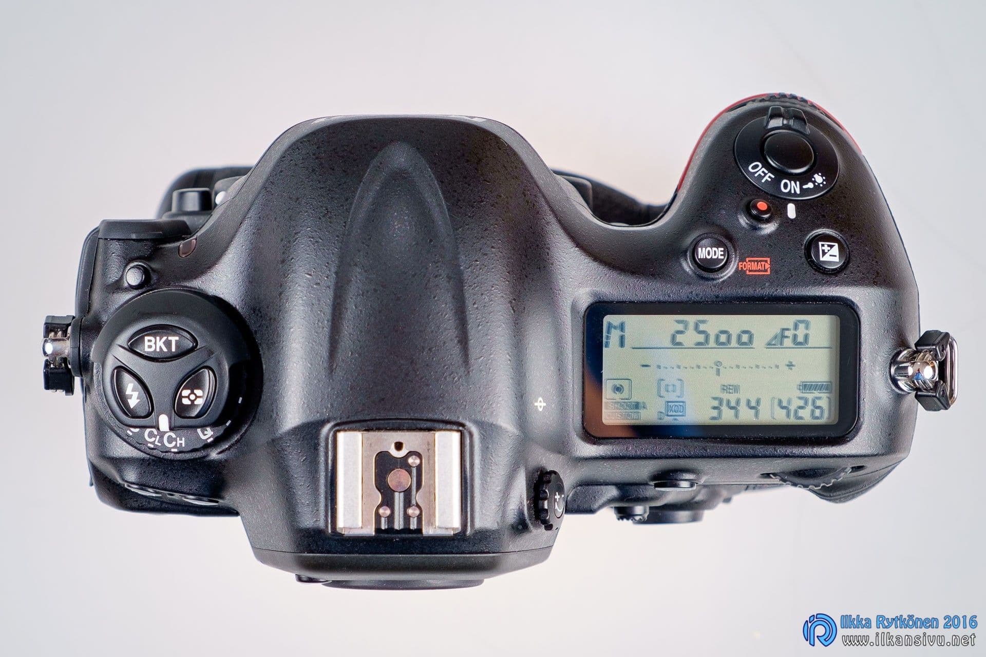 Nikon D4S ylhäältä