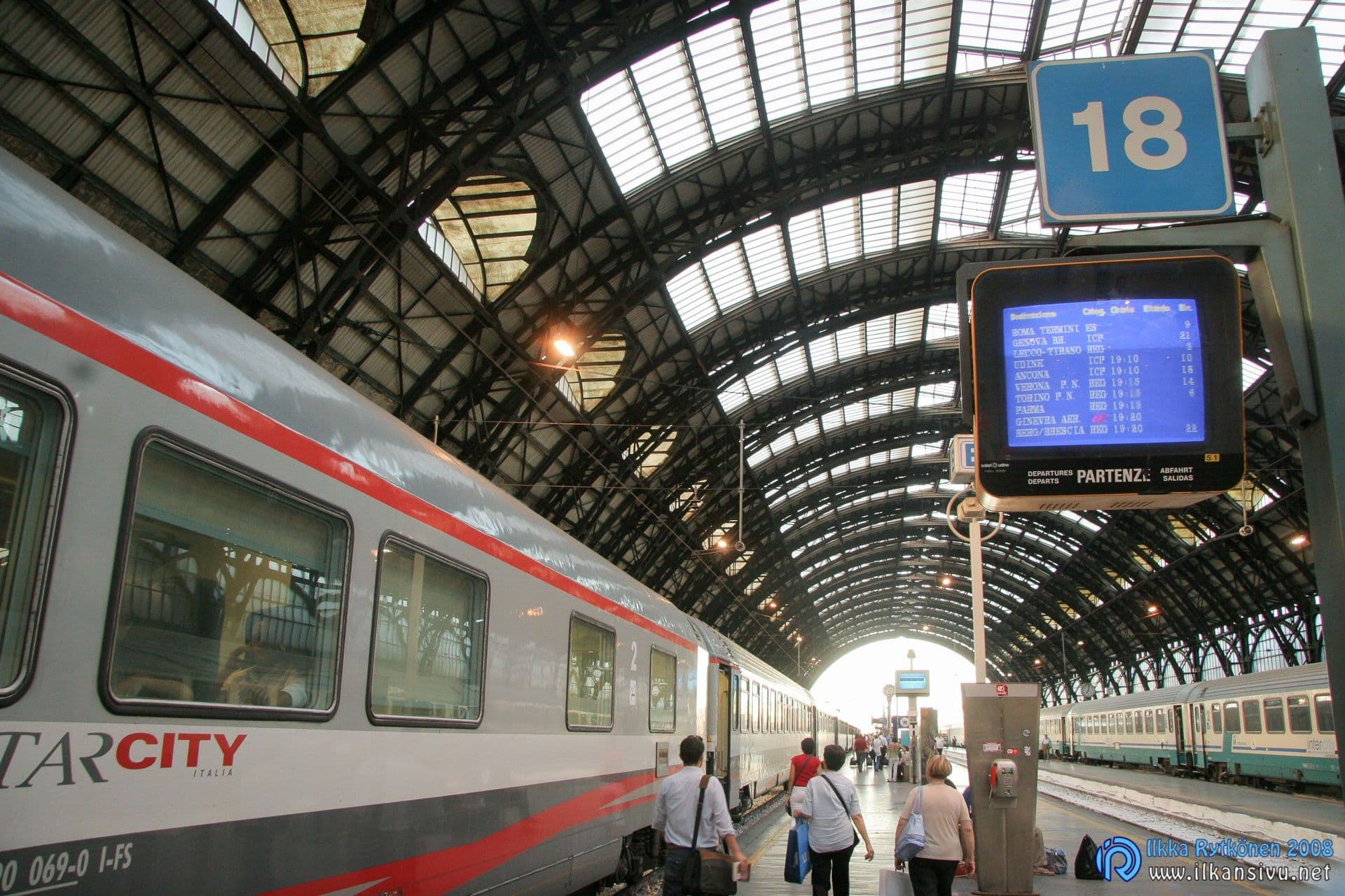 Stazione centrale, Milanon keskusrautatieasemalla