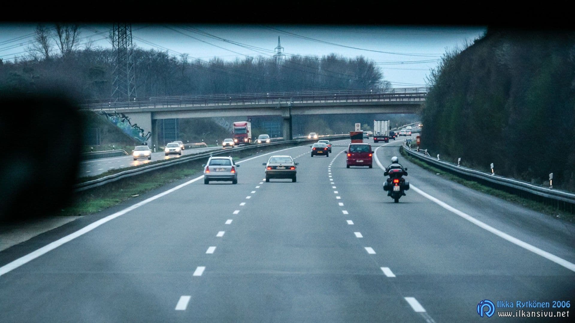 Saksalaista autobahnaa kohti Stuttgartia
