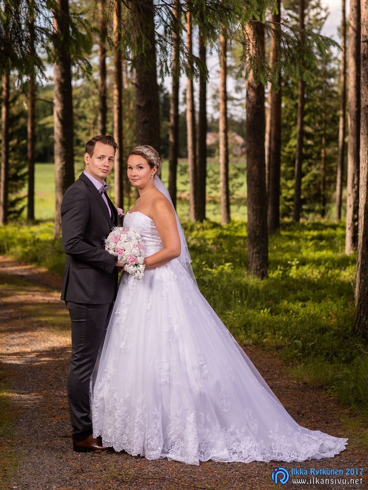 Wedding photograph from Jenni & Tomi, image 6
