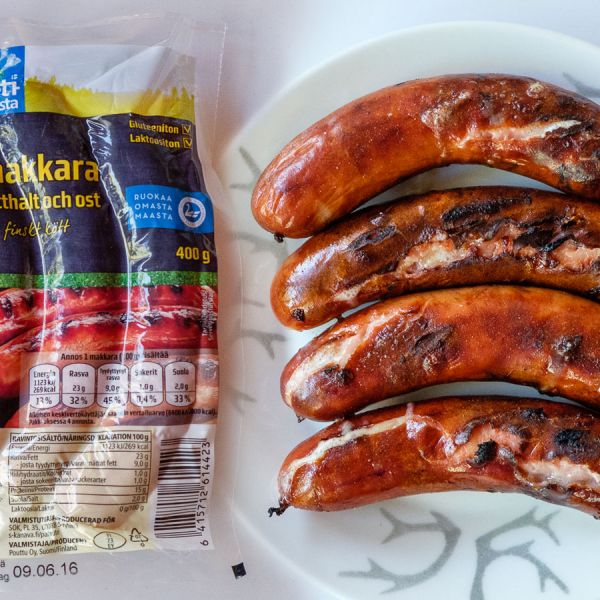 Lihaisa Juustogrillimakkara