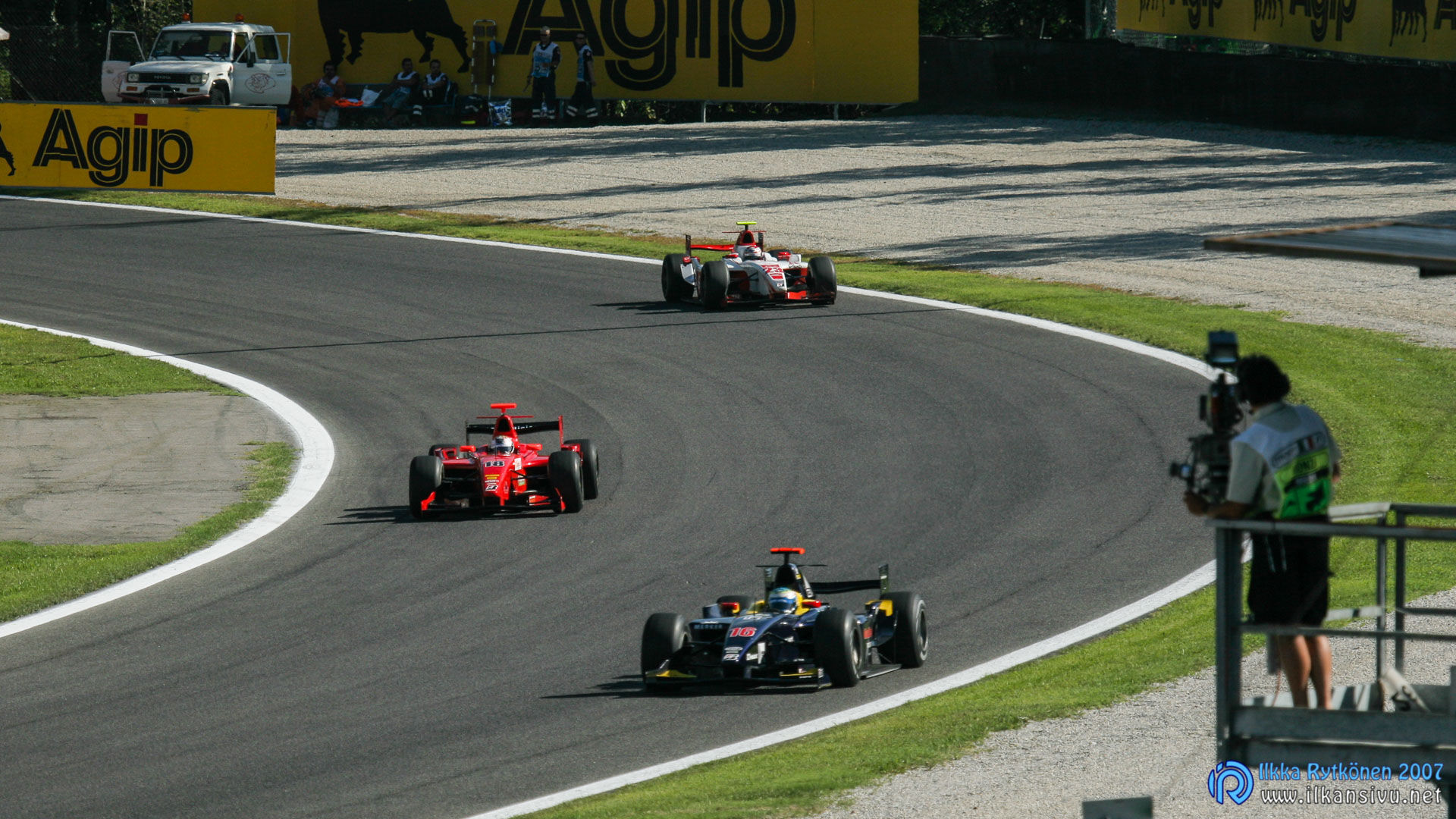 GP2 aika-ajo: Luca Filippi vs. Markus Niemelä vs. Kazuki Nakajima